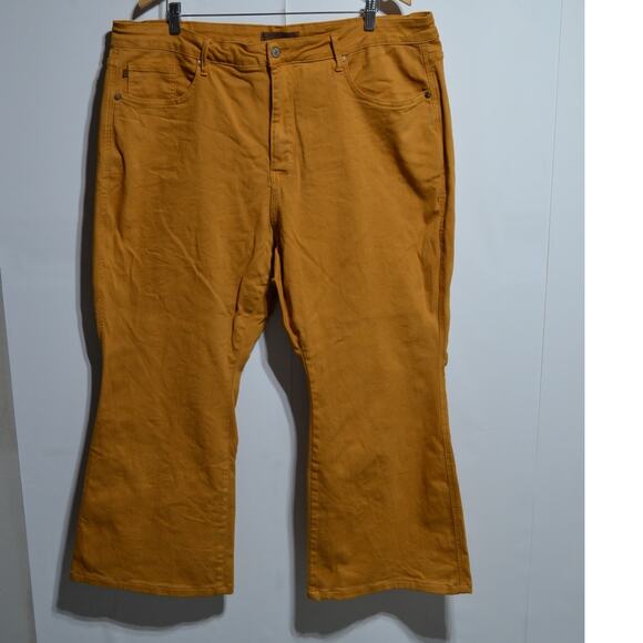 Judy Blue Flare Leg Garment Dyed Marigold Glow Jeans Size 24W - Picture 1 of 9